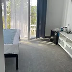 Victoria * 乌斯特卡